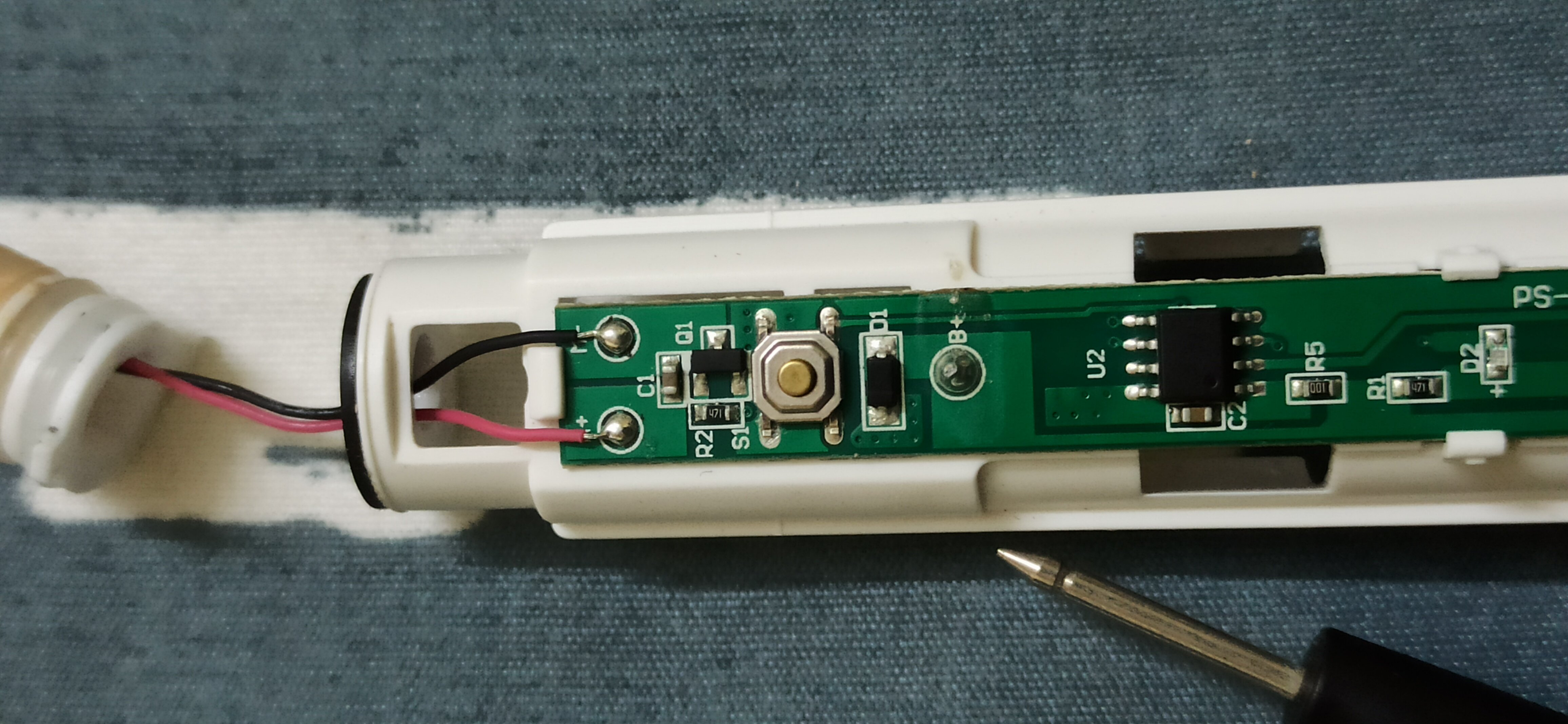 CareSmith's poorly Designed Electric Toothbrush 